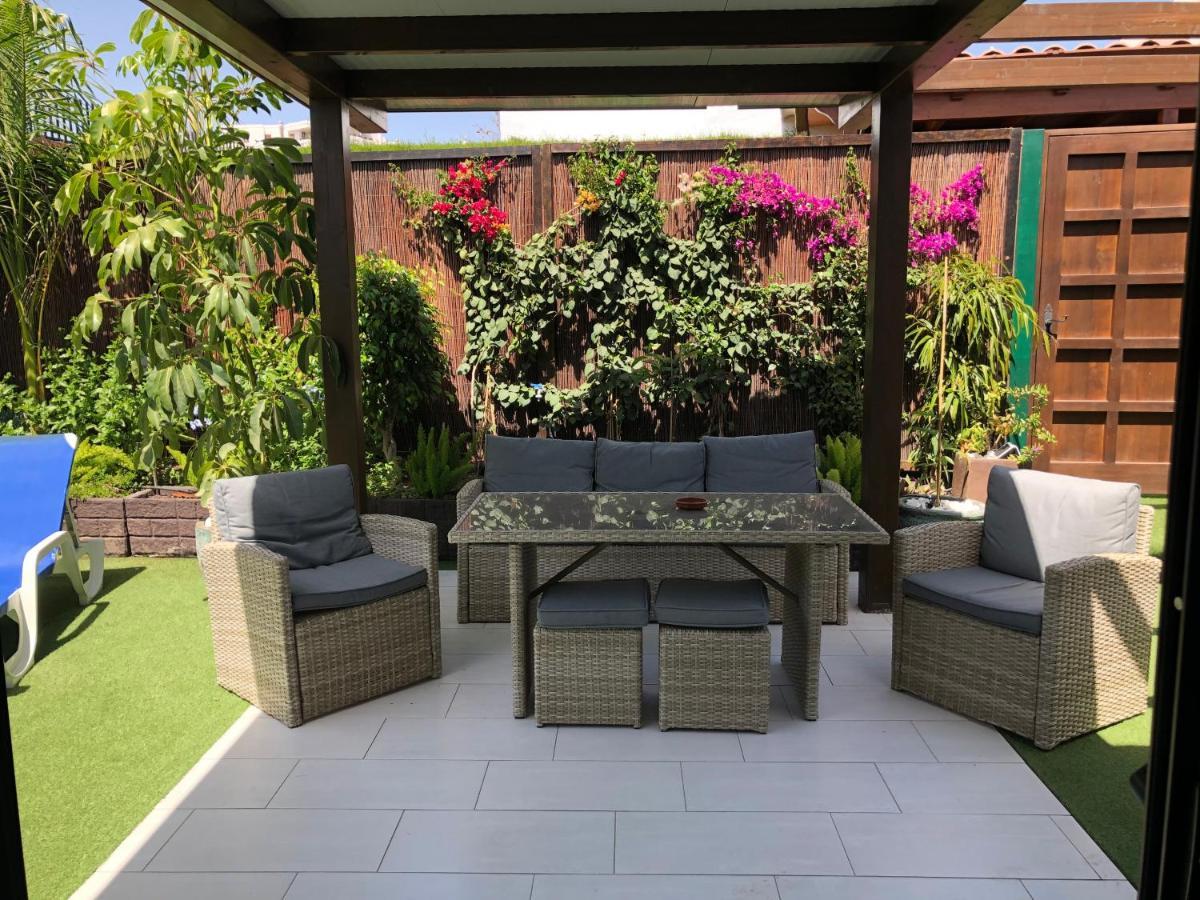 Bungalow Portos With Amazing Privet Garden Плая дел Инглес Екстериор снимка